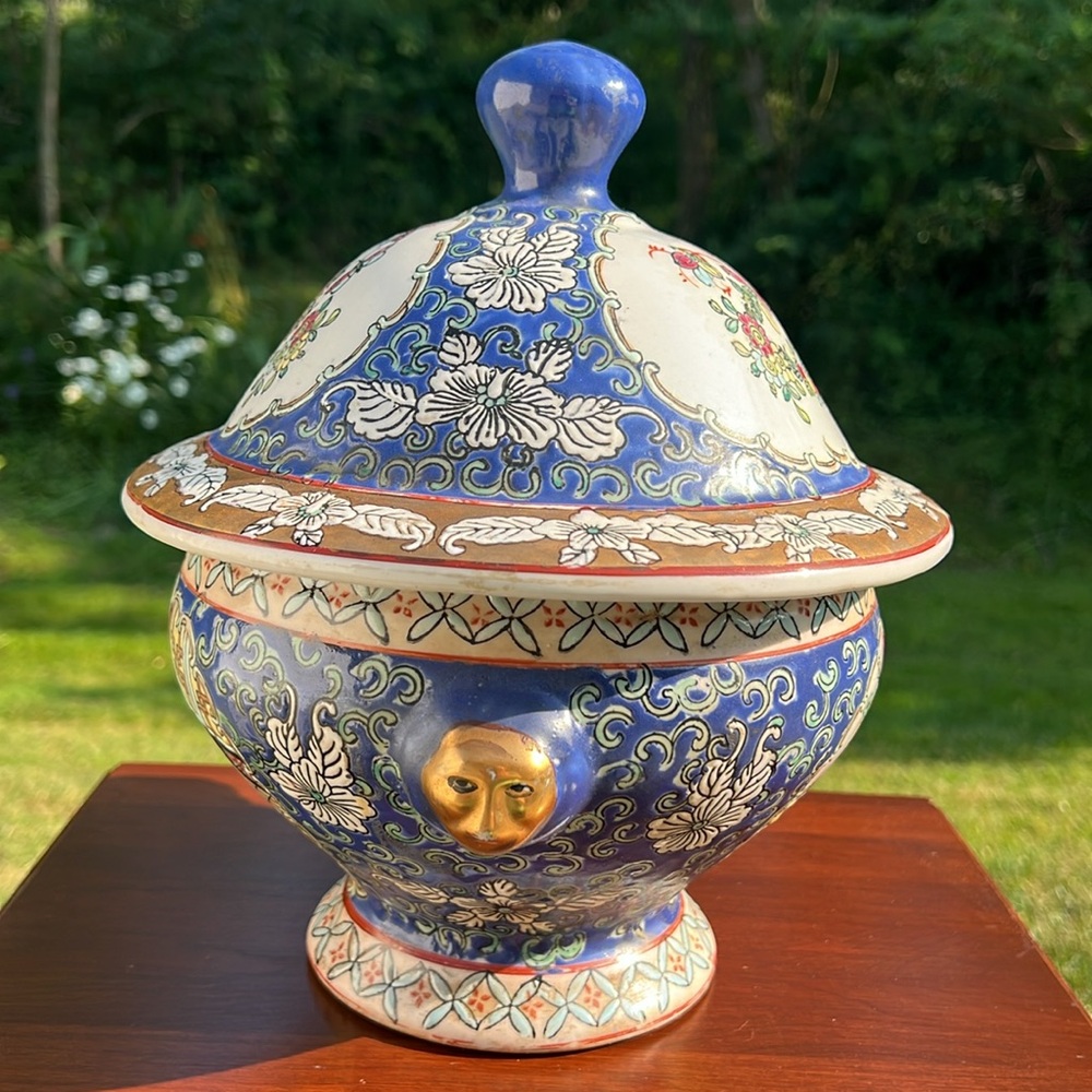 VTG Chinese Export Chinoiserie Handpainted Porcelain Large Soup Tureen Signed - Picture 5 of 17